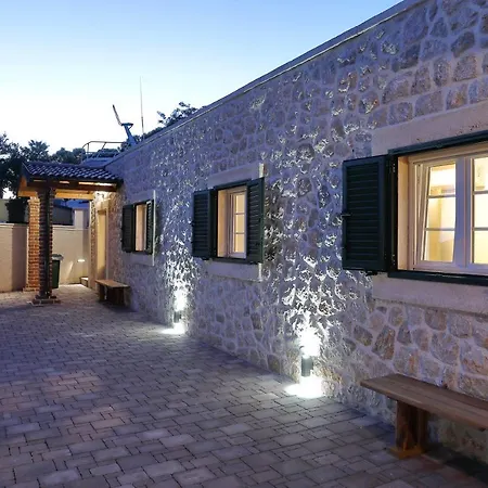 Feriehus Stone Fantasy Zadar
