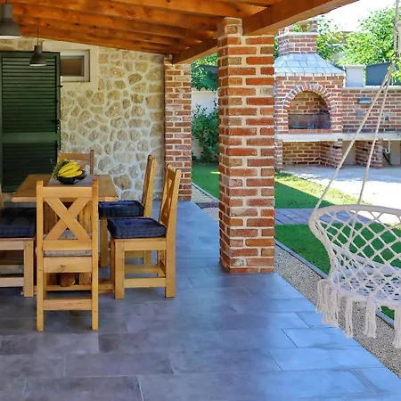 Stone Fantasy זאדאר