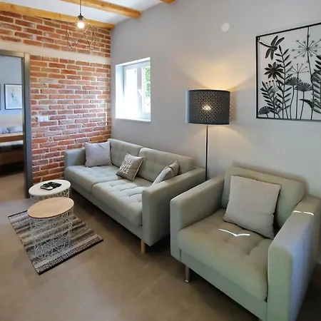 Stone Fantasy בית נופש *