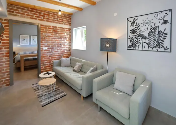 Дом отдыха Stone Fantasy *