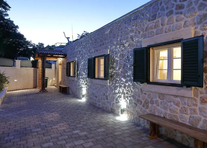 Дом отдыха Stone Fantasy Задар